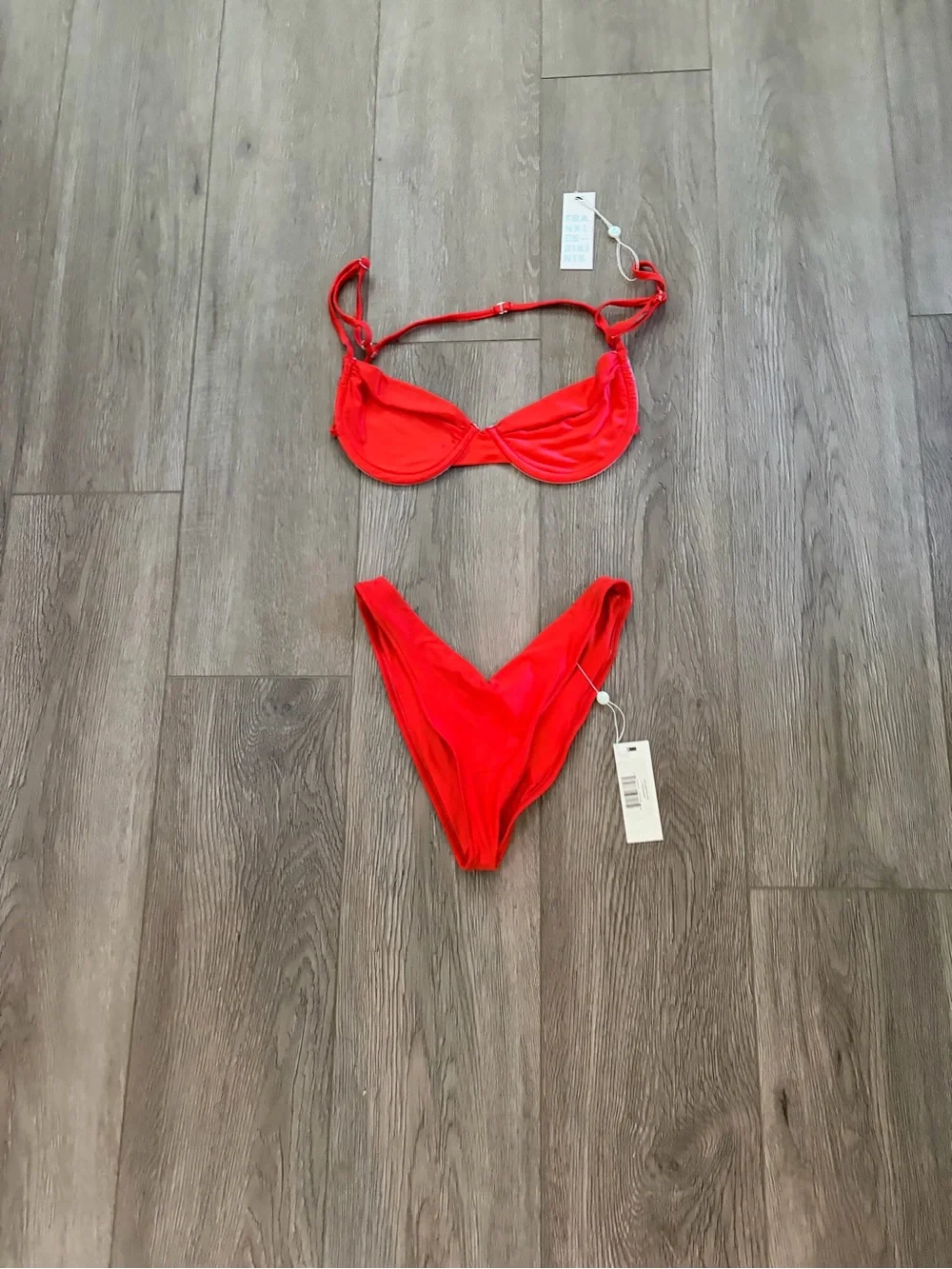 Frankies Bikinis striking red